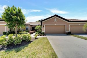 428 SENECA FALLS DR, APOLLO BEACH, FL
