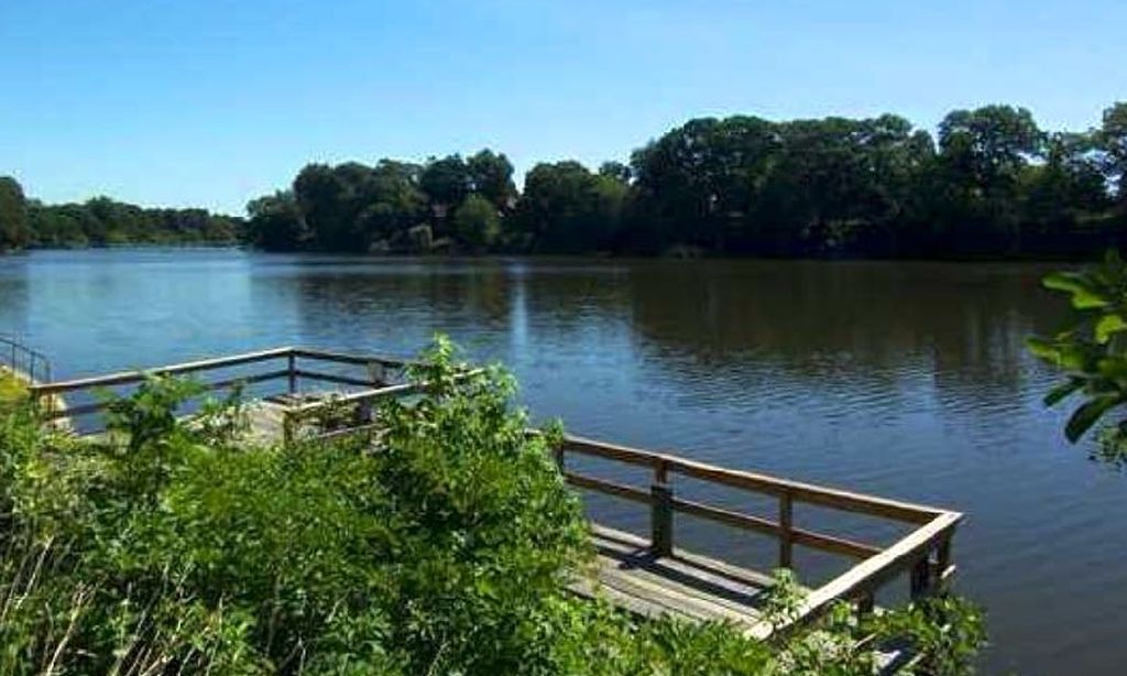 Fishing & Boating Lake