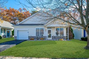 87 ROBIN LN, BARNEGAT, NJ