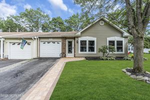 95 CHAUCER CT, LAKEWOOD, NJ