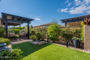 654 E WATERMELON LN, QUEEN CREEK, AZ