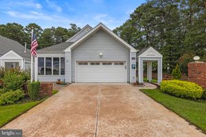 109 LONGWOOD DR, MANAHAWKIN, NJ