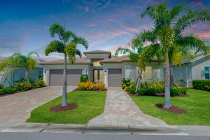 12000 SW WHITEWATER FALLS CT, PORT SAINT LUCIE, FL