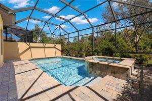 6636 ROMA WAY, NAPLES, FL