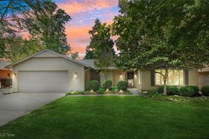 8746 BARTON DR, STRONGSVILLE, OH