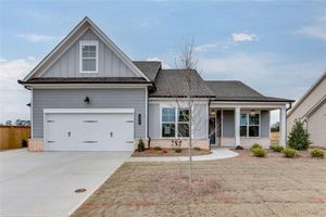 184 MONTVIEW DR, JEFFERSON, GA