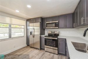 2805 VICTORIA WAY D1, COCONUT CREEK, FL