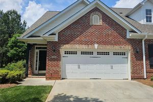 106 QUEENSBURY DR, WINSTON SALEM, NC