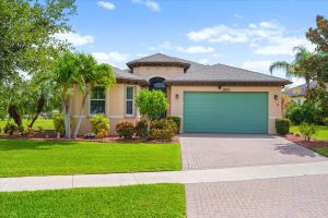 12075 SW BENNINGTON CIR, PORT SAINT LUCIE, FL