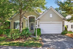 74 CHAMPLAIN CIR, PLYMOUTH, MA