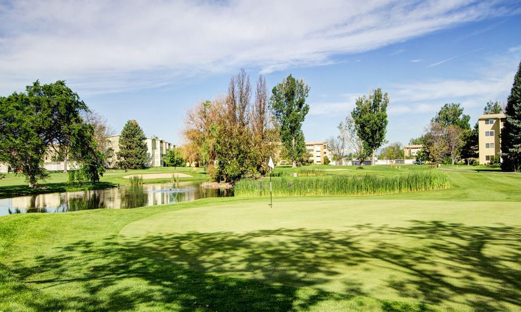 Emerald Greens Golf Course - 9-Holes