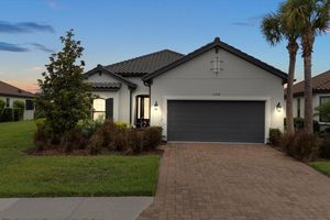 11398 JUGLANS DR, ODESSA, FL