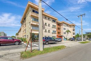 410 SE 2ND ST 118, HALLANDALE BEACH, FL