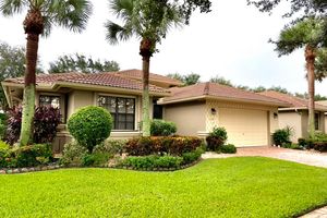8041 VIA GRANDE, BOYNTON BEACH, FL