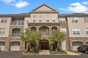1202 KNOX CT # 1202, WARWICK, PA