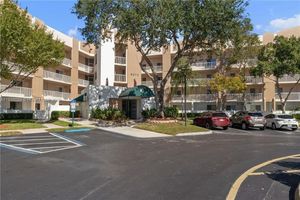 9575 WELDON CIR C406, TAMARAC, FL