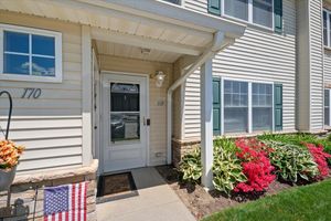169 MORLEY CIR, MELVILLE, NY