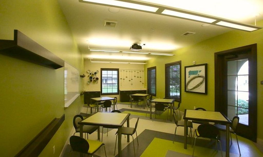 Arts & Crafts Studio