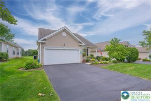 2114 FOUR SEASONS BLVD, MACUNGIE, PA
