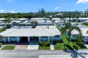 676 EL CENTRO, LONGBOAT KEY, FL
