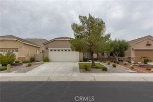 19453 MAPLE CREEK RD, APPLE VALLEY, CA