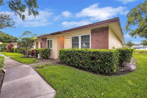 900 MACLAREN DR D, PALM HARBOR, FL
