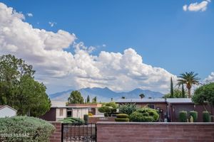 160 E LOS MANGOS, GREEN VALLEY, AZ