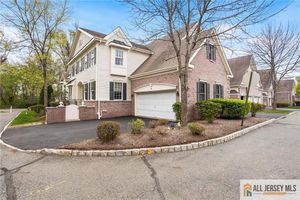 34 SCHINDLER CT # 17, LAWRENCE, NJ
