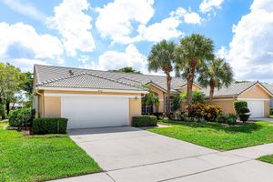 8942 BRITTANY LAKES DR, BOYNTON BEACH, FL