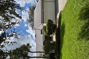 4 CLUBHOUSE LN, BOYNTON BEACH, FL