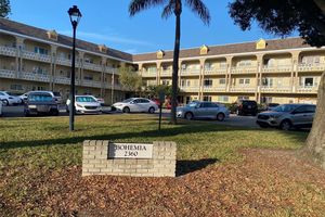 2360 IRISH LN APT 64, CLEARWATER, FL