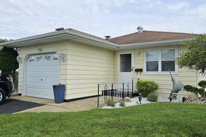 14 MARQUIS ST, TOMS RIVER, NJ