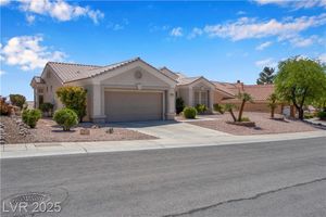 11032 MISSION LAKES AVE, LAS VEGAS, NV