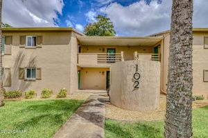 102 BOB WHITE CT APT 9, DAYTONA BEACH, FL