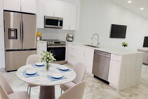 6128 KINGS GATE CIR, DELRAY BEACH, FL