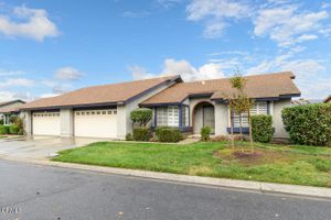 42025 VILLAGE 42, CAMARILLO, CA