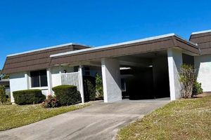 3957 LAKESIDE RD # 143, SARASOTA, FL