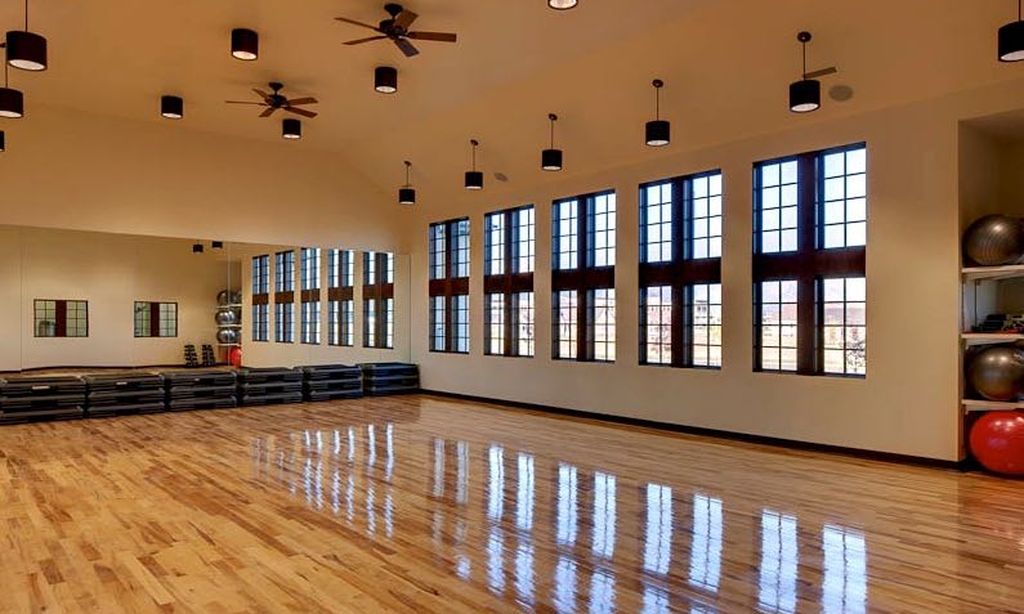 Aerobics & Dance Studio