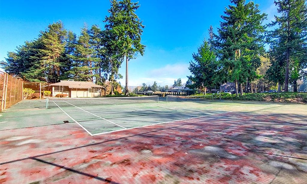 Tennis Courts