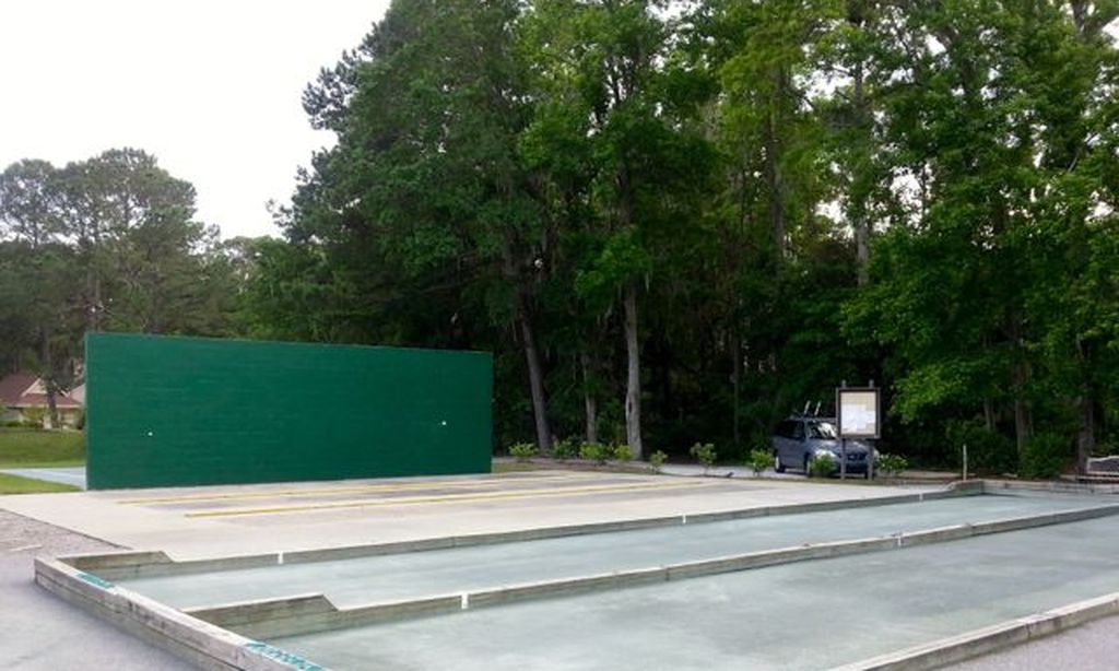 Bocce Ball & Shuffleboard Courts