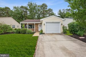 23 DORCHESTER DR, SOUTHAMPTON, NJ