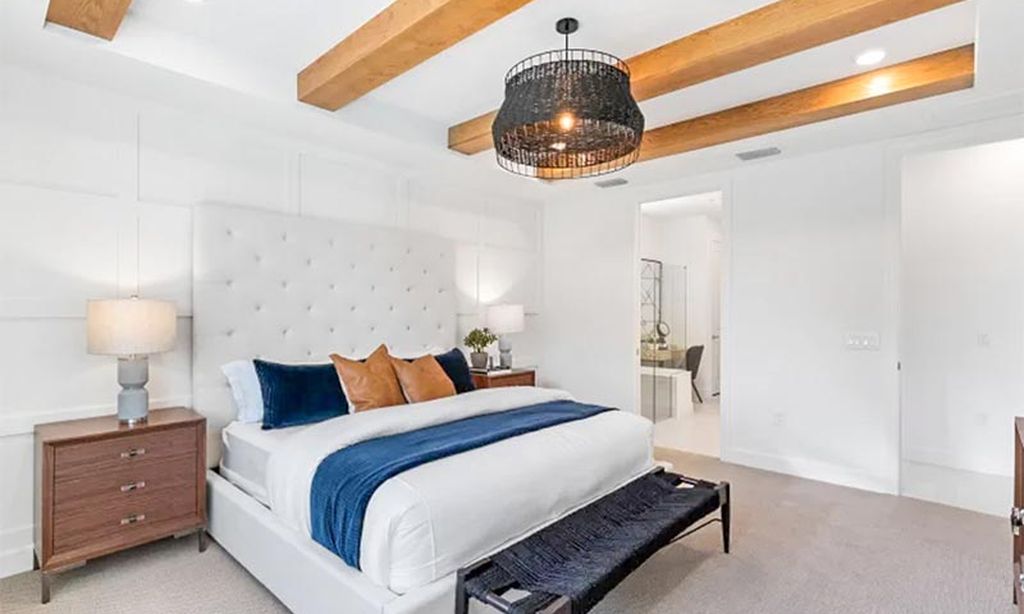 Model Master Bedroom