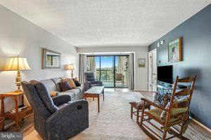 15101 INTERLACHEN DR 1-1015, SILVER SPRING, MD