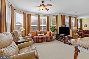 8610 LIBERTY TRL UNIT 201, MANASSAS, VA