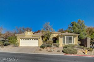 10302 CARA MIA CT, LAS VEGAS, NV