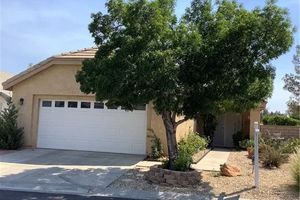11253 PLEASANT HILLS DR, APPLE VALLEY, CA