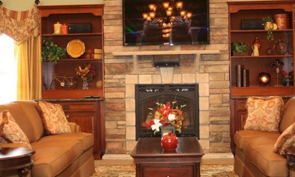 Fireplace Lounge
