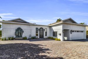 10601 W BAYSIDE RD, SUN CITY, AZ