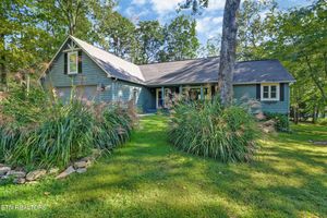 123 LAKEVIEW DR, CROSSVILLE, TN
