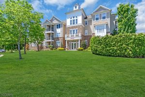 1103 ENCLAVE CIR, SOMERSET, NJ